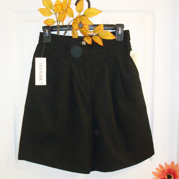 Lady Player Size 6 Black Pleat Front Shorts NWT - Picture 1 of 8